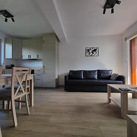 Near Krakow Airport Apartments & Free Parking-3